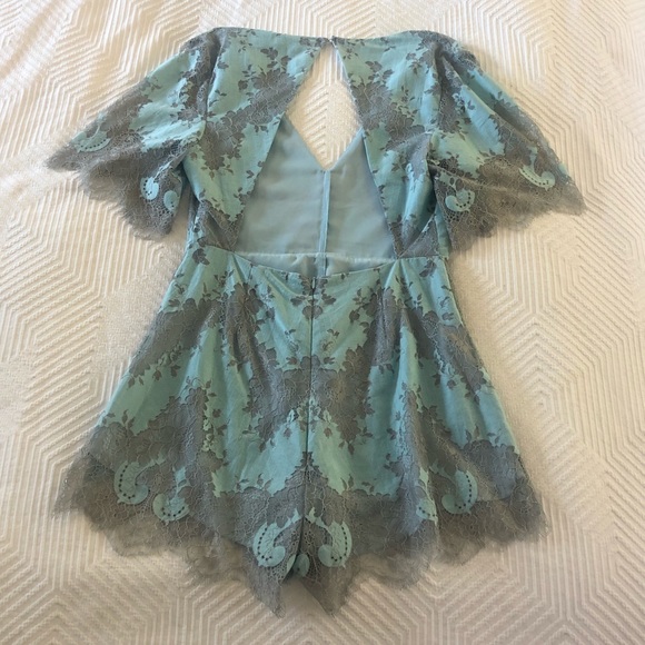 Low Back Lacey Romper - Picture 4 of 4